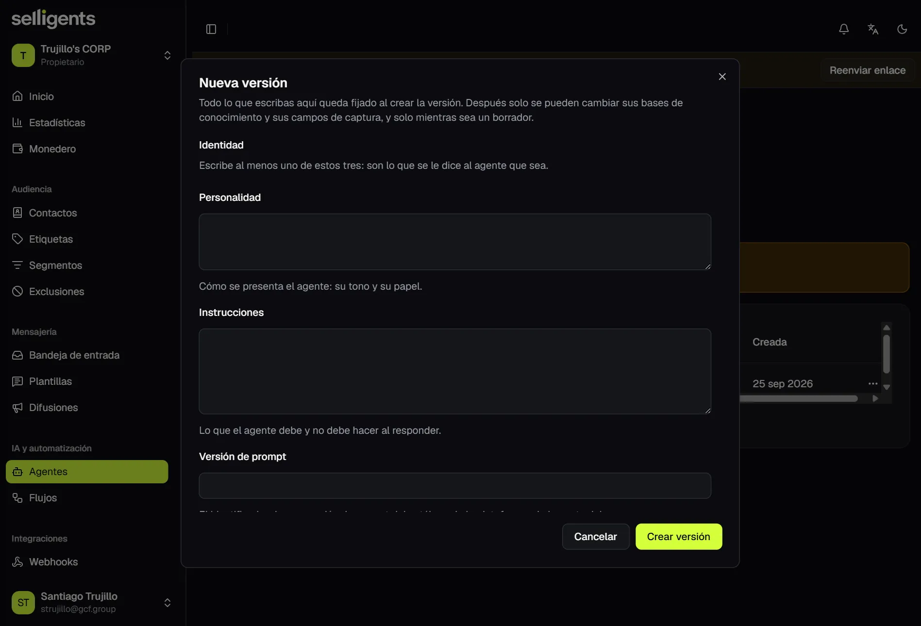 New version dialog with the personality, instructions and prompt version fields, and a notice that the content is frozen once the version is created.